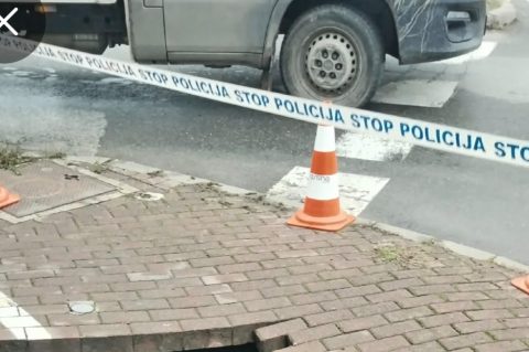 1000036243 1000036243