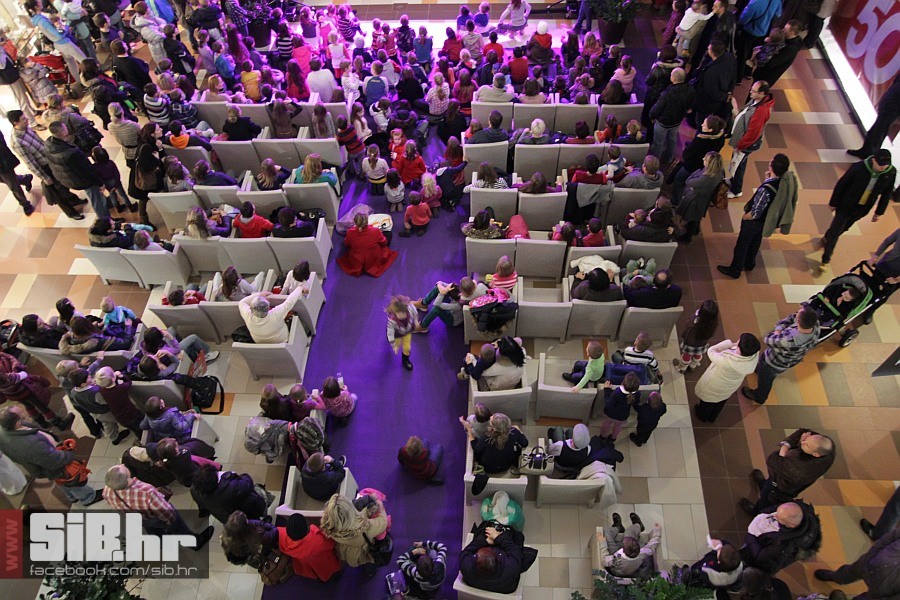 bozicna_bajka_am_44 bozicna_bajka_am_44