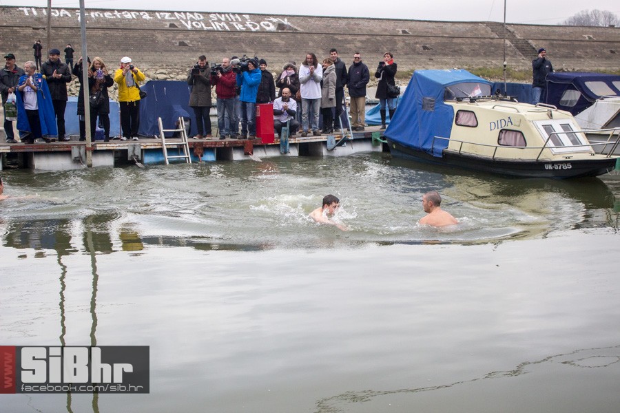 skakanje_tuljan_31122015_sibhr_