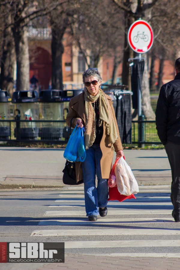 subota_osijek_setnja_ljudi_60