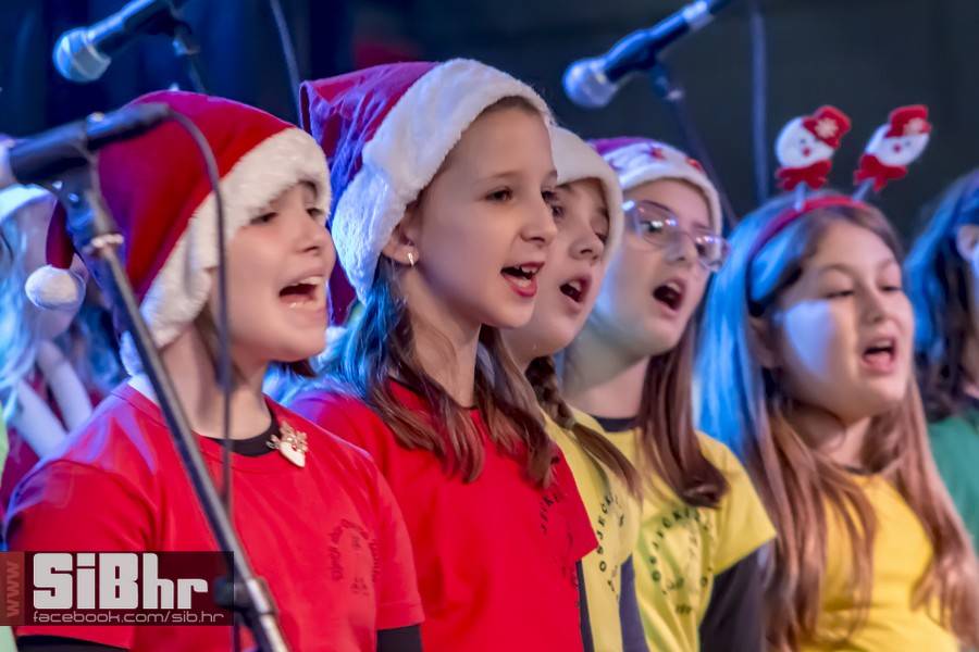 zumbici_bozicni_koncert_16
