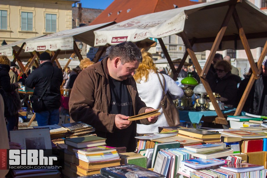 sajam_antikviteta_veljaca2016_s