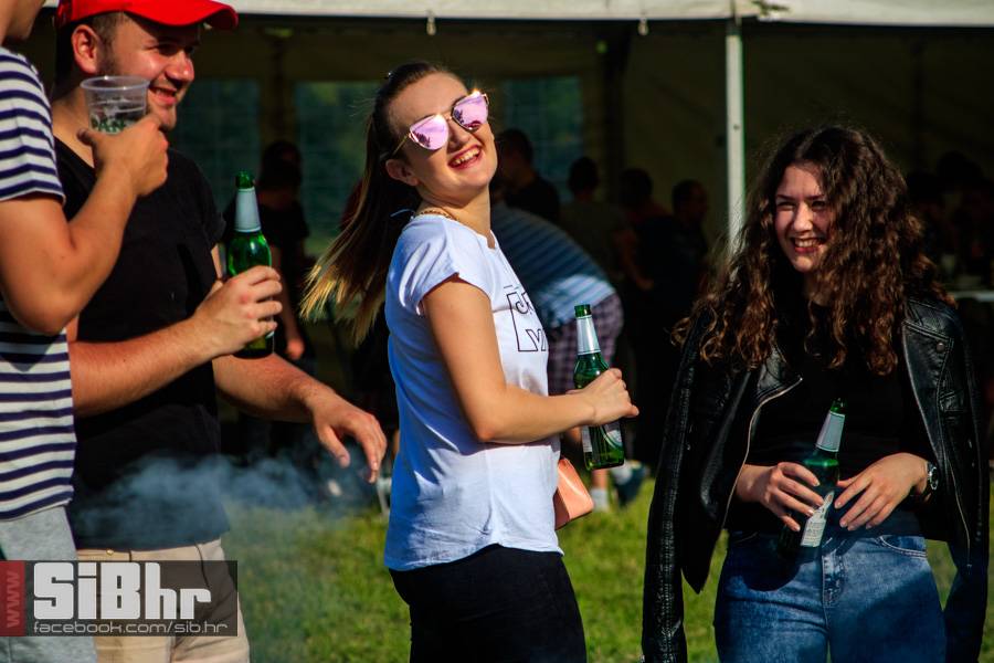 studentska_rostiljada_41