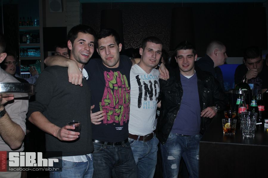 redbull_after_lotus_SiBhr_12