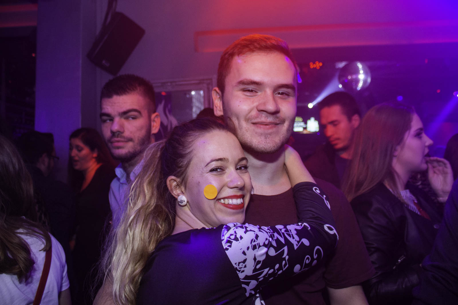 Legice i lege u noćnom životu [subota 16.11.2019.]