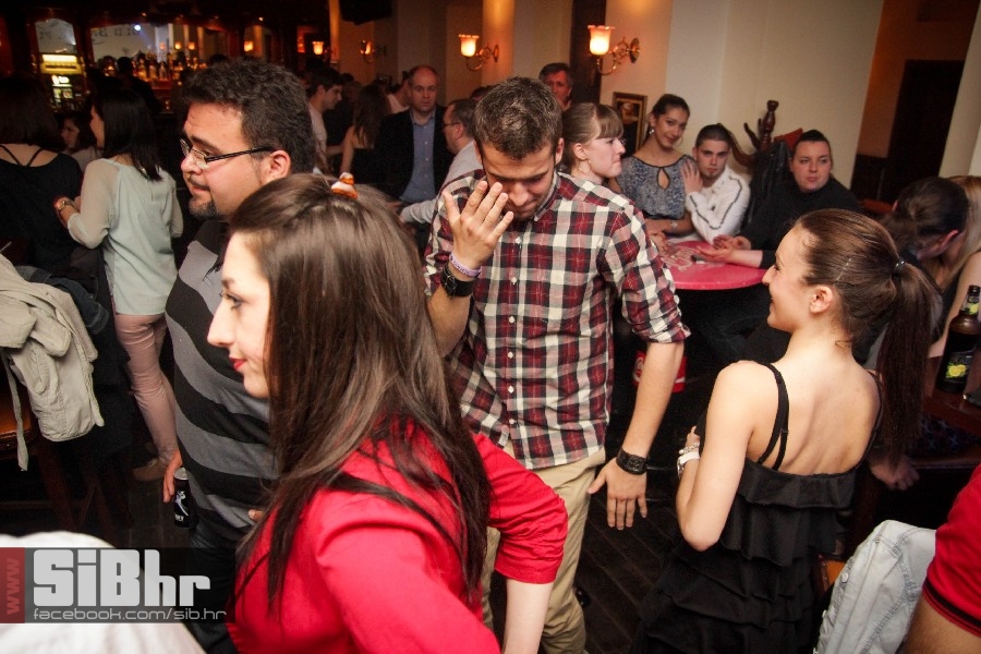 old_bridge_pub_13042013_sibhr_2 old_bridge_pub_13042013_sibhr_2