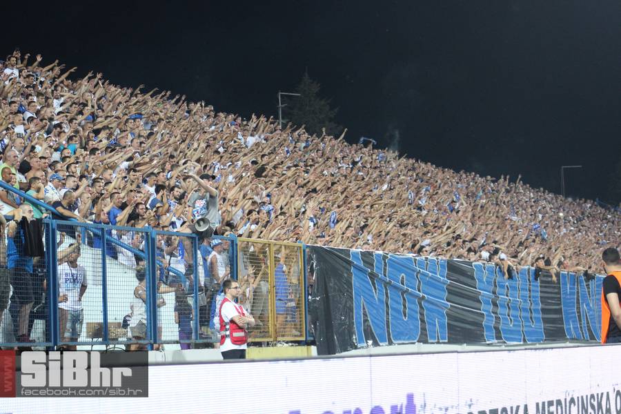 osijek-psv_SiBhr_35