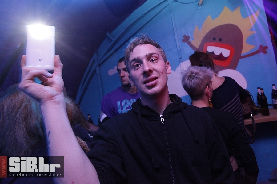 punk_party_10_atheist_rap_13102