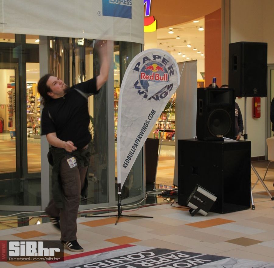 redbull_paper_wings_SiBhr_15