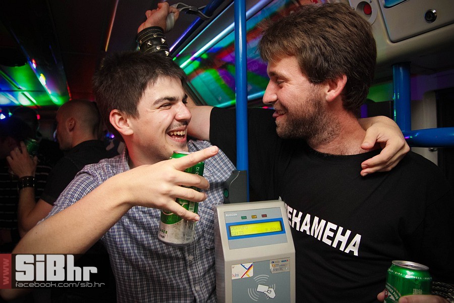 ufo_tramvaj_party_15062013_kali ufo_tramvaj_party_15062013_kali