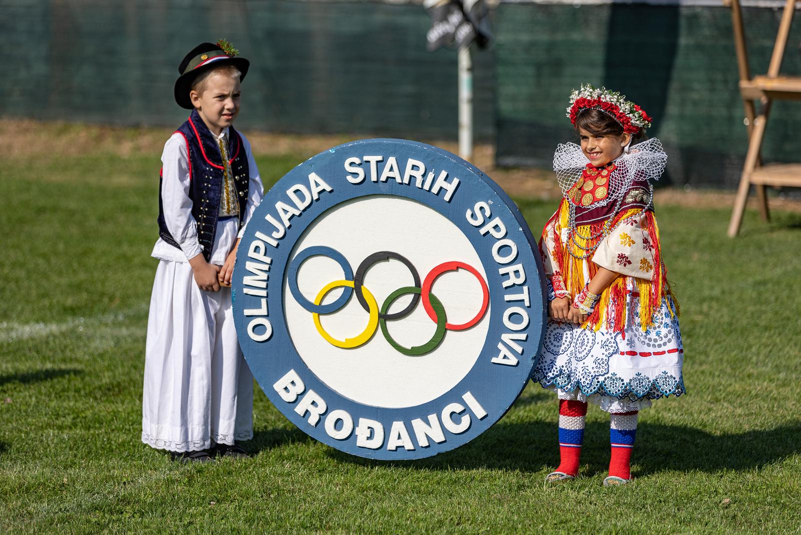 48. Olimpijada starih športova u Brpđancima