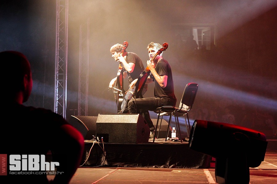 2cellos_u_gradskom_vrtu_0206201
