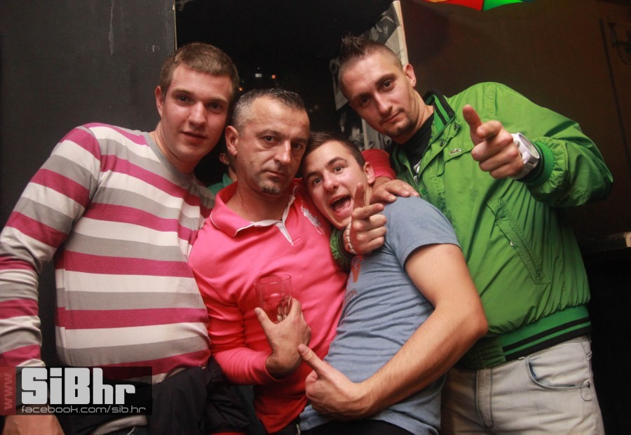 tufna0211_18 tufna0211_18