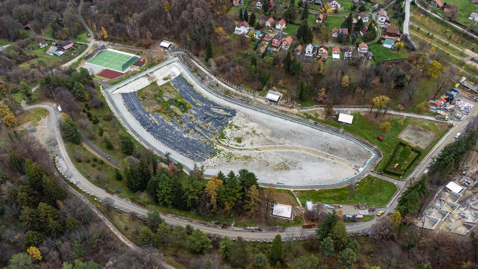 Radovi an uređenju orahovačkog Jezera, prosinac 2022.