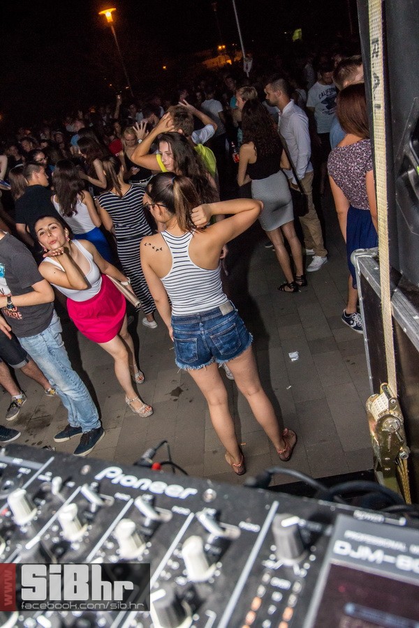 dc_party_by_zoran_59
