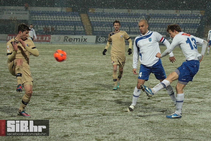osijek_dinamo_2_1_10022013_sibh