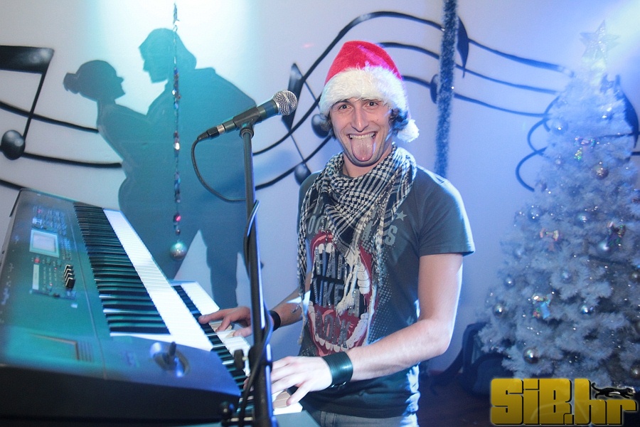 sars_medium_16_12_2011_sibhr_02 sars_medium_16_12_2011_sibhr_02