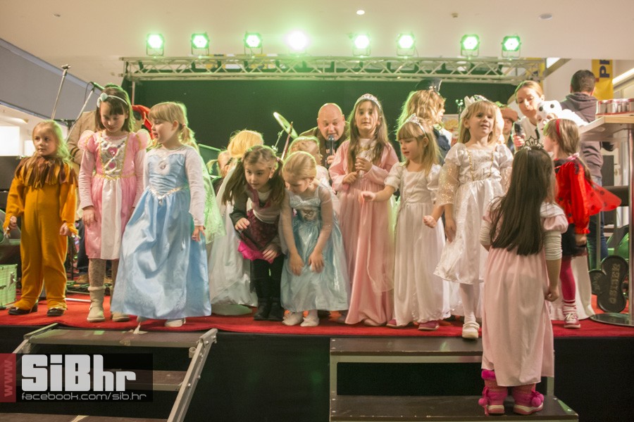 osjecki_karneval_avenue_mall_12