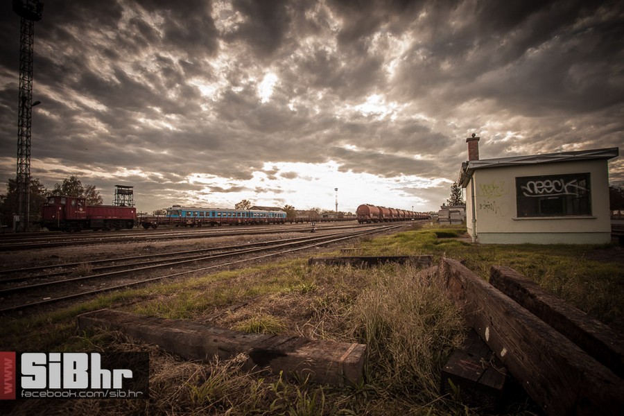 apokoalipticni_osijek_mbanic_Si