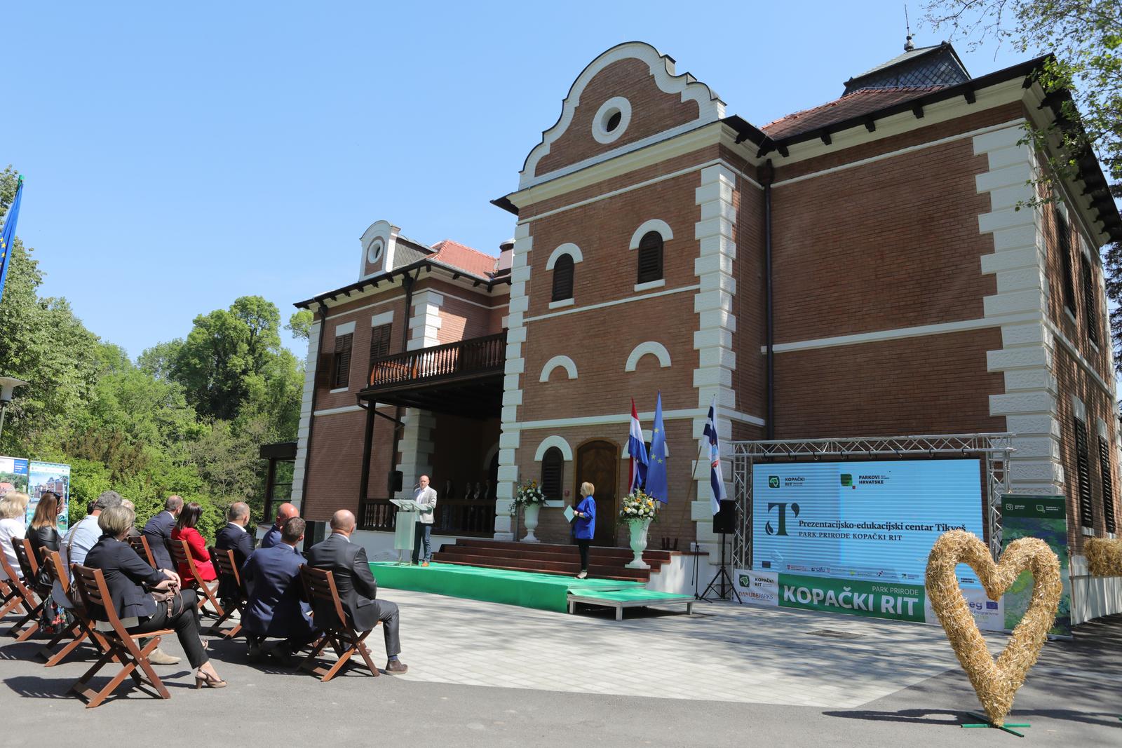 Prezentacijsko–edukacijski centar Tikveš