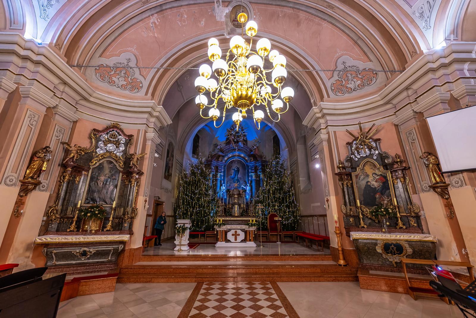 Božićni koncert zbora mladih Preslavnoga Imena Marijina 2024. Božićni koncert zbora mladih Preslavnoga Imena Marijina 2024.