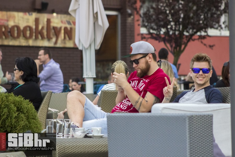 osjecani_u_setnji_gradom_69 osjecani_u_setnji_gradom_69