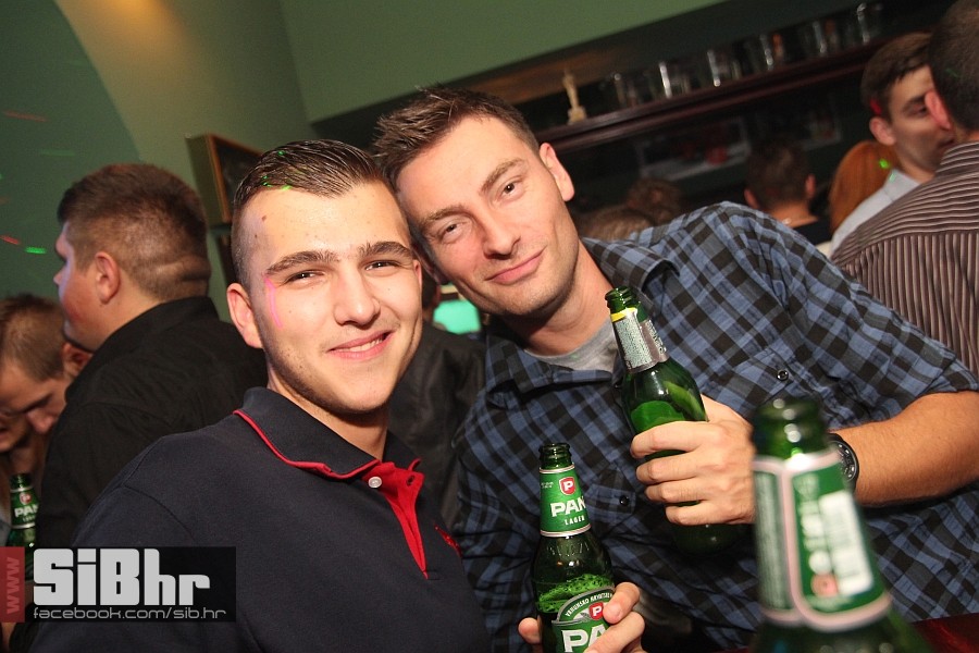 2014_10_12_fortpub_osijek_night