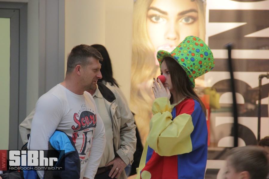 magic_avenue_mall_1804_05