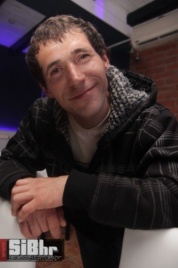 exit0903_24 exit0903_24