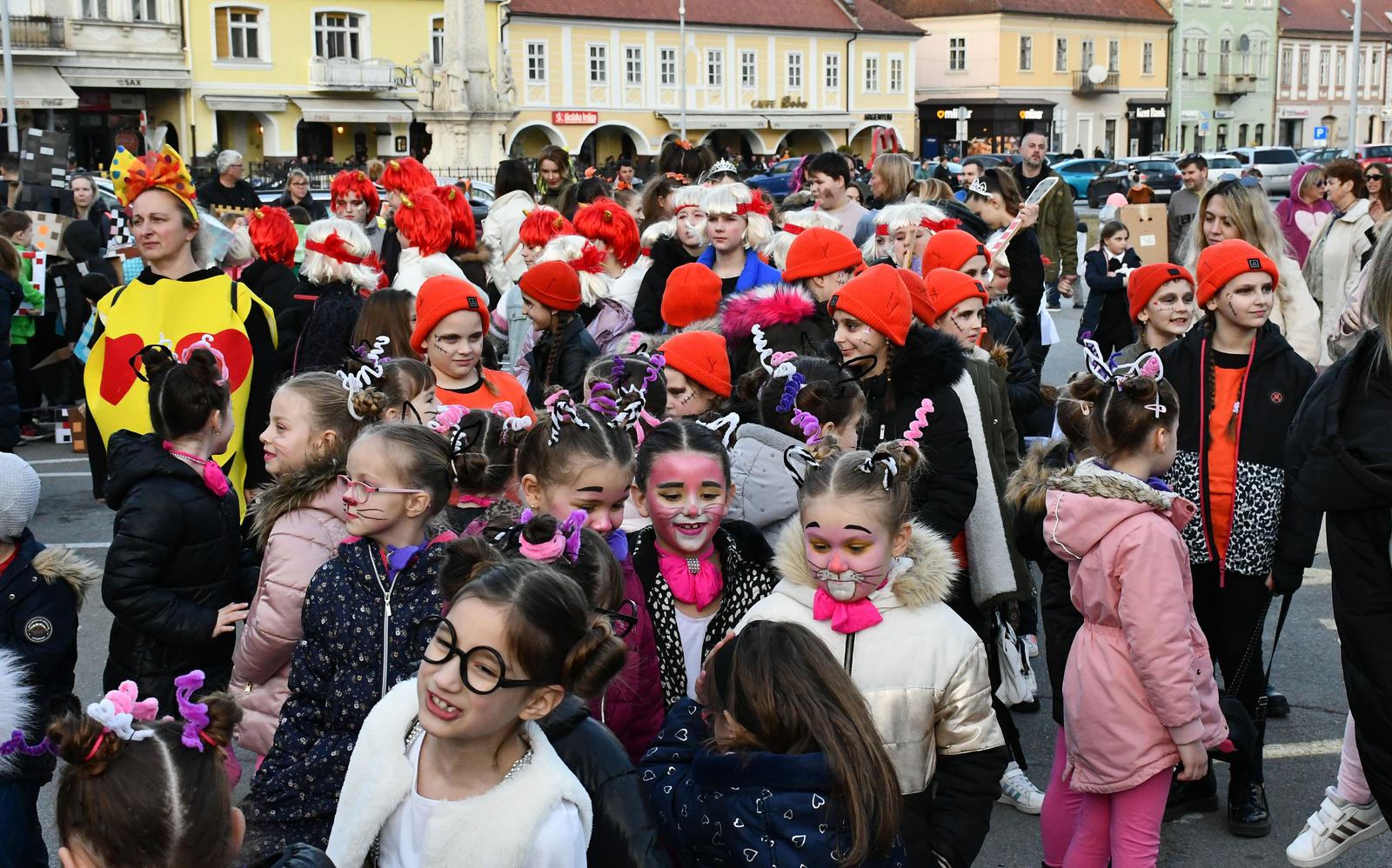 Požeski gradski maskenbal 2023.