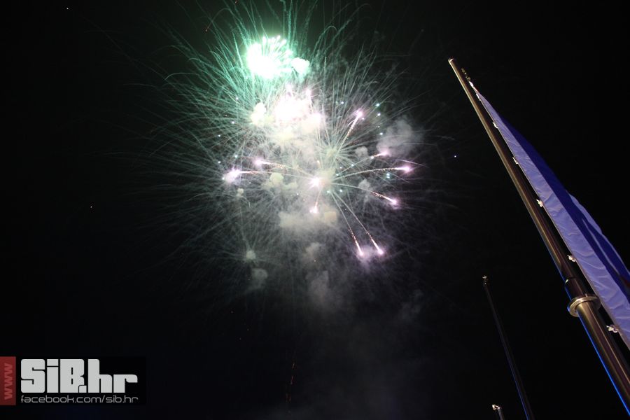 SvecanoOtvorenTrgSlobode_SiBhr_