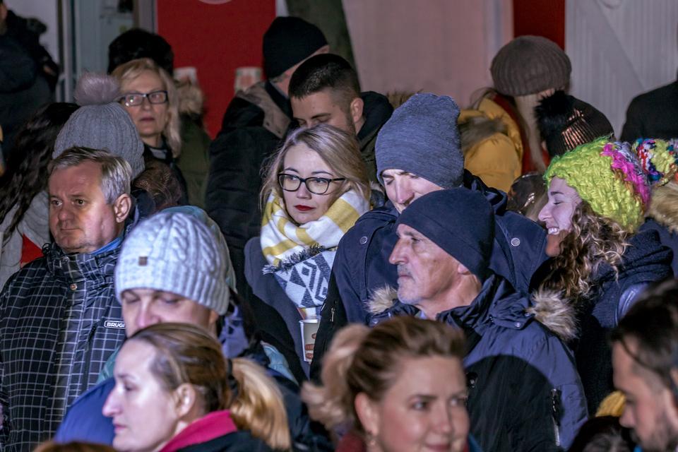 Mia Dimšić rasplesale svoje Osječane na Adventu u Tvrđi