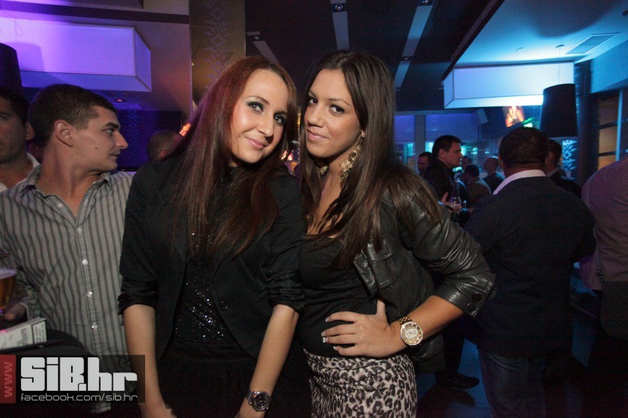 playboy_party_lotus_20102012_si