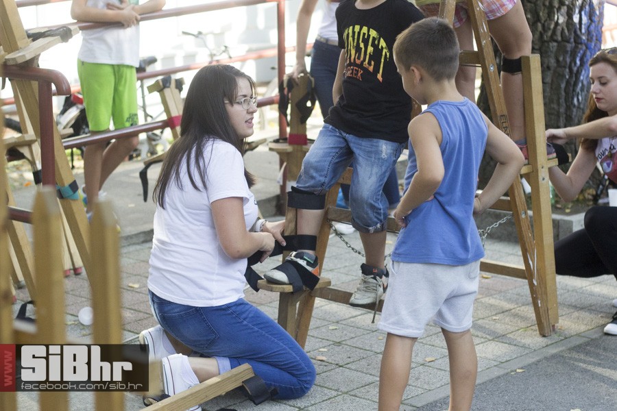 zemlja_vijenac_2015_SiBhr26