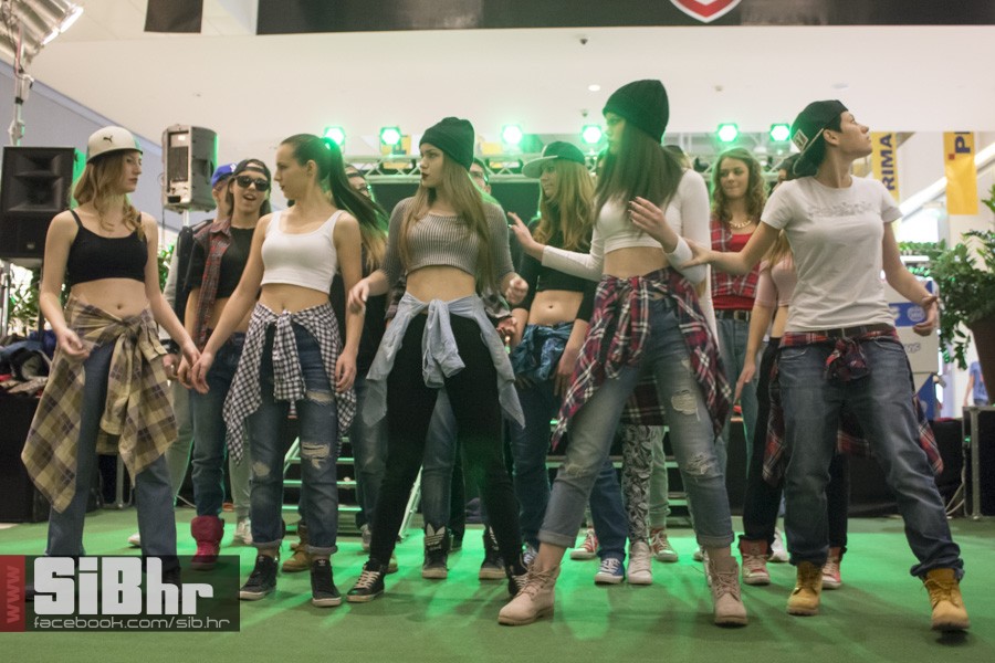 osjecki_karneval_avenue_mall_43