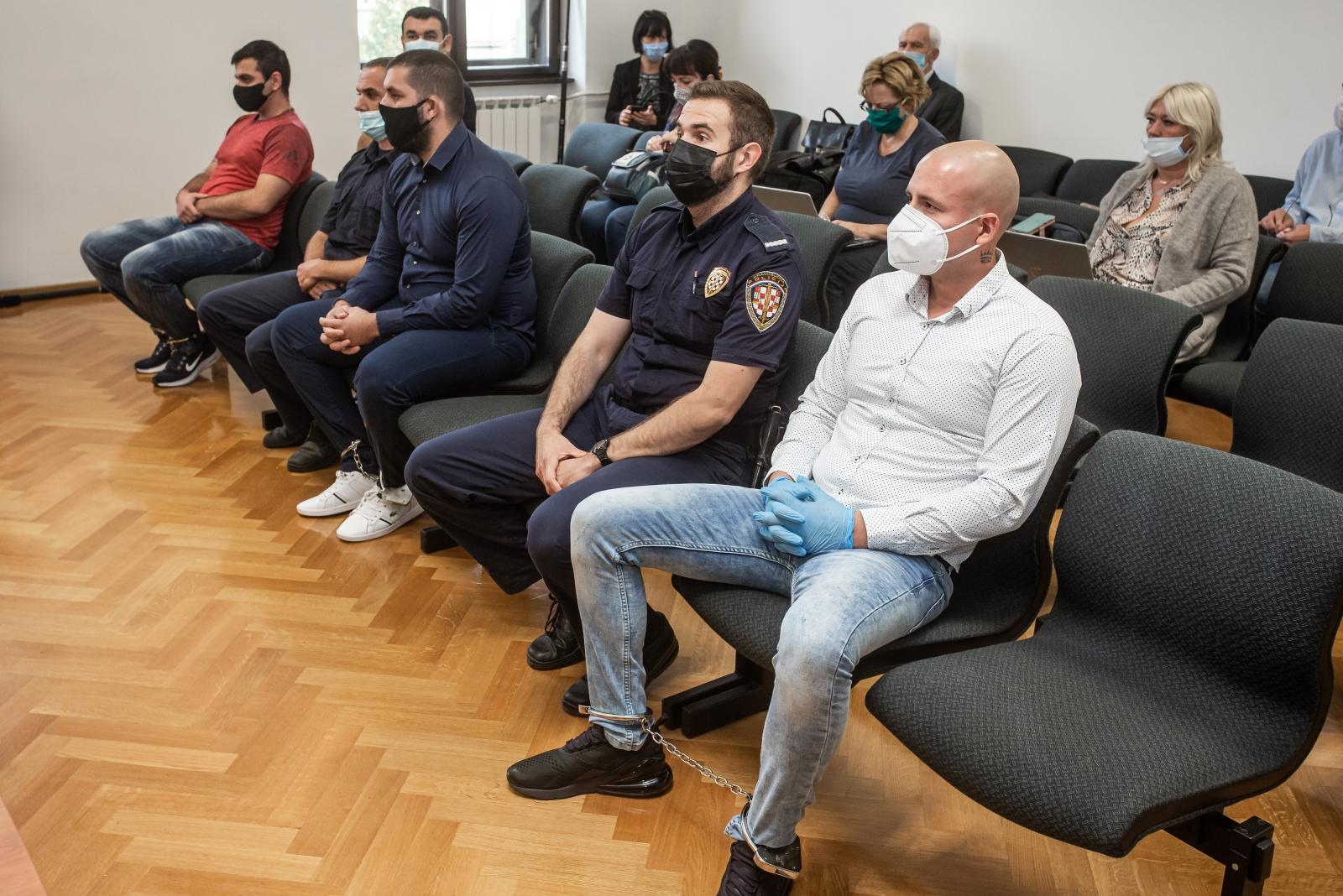 Počelo suđenje zbog pokušaja ubojstva dvojice zaštitara i razbojništva