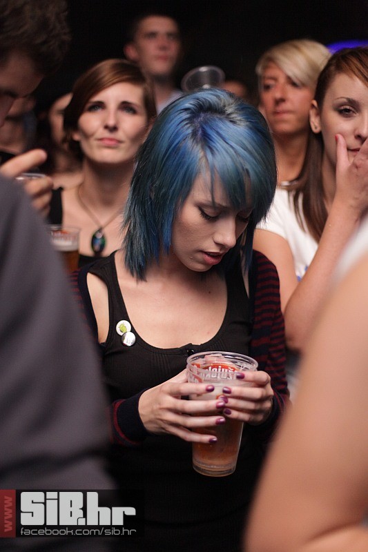 maybeshewill_teatar_27092012_si