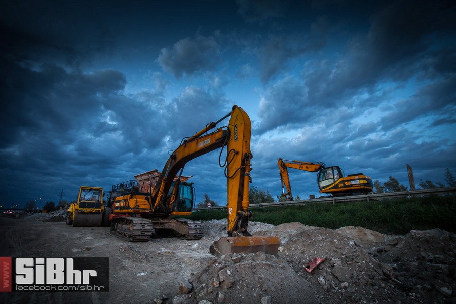 apokoalipticni_osijek_mbanic_Si