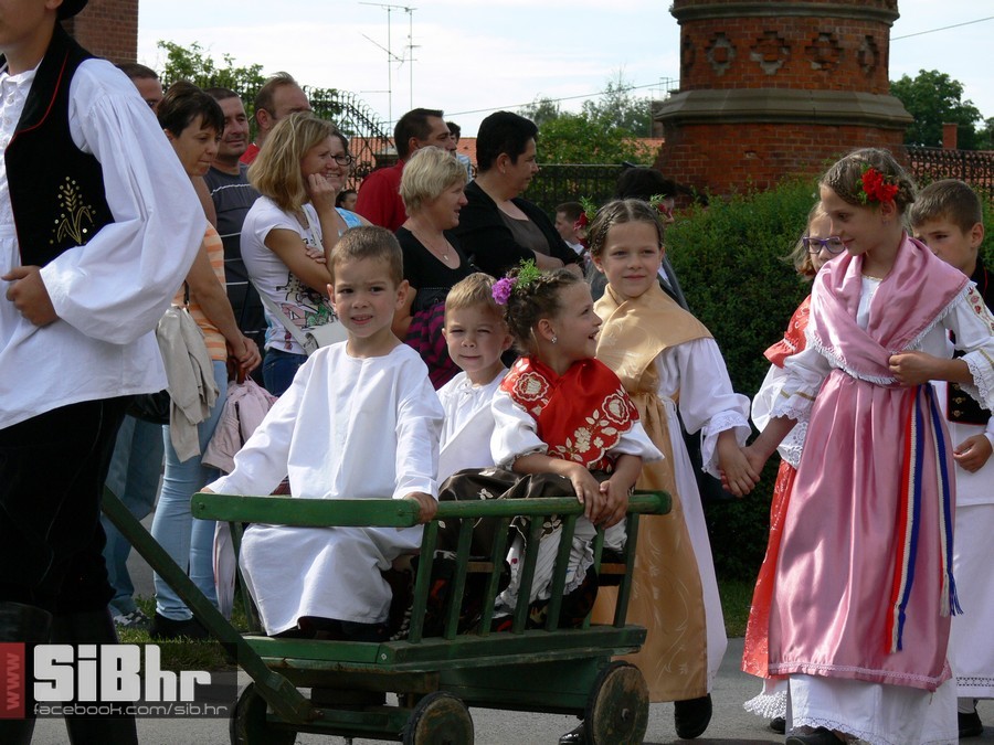 mali_djekovacki_vezovi_44