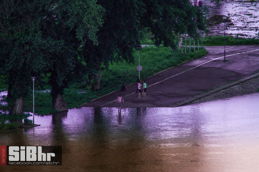 prelijevanje_drave2013_mbanic_S