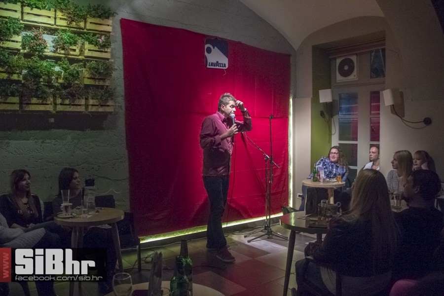 stand_up_2015_SiBhr_37