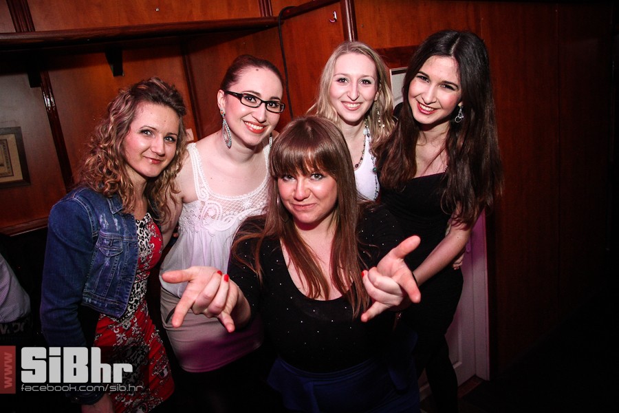 barka2303_19 barka2303_19