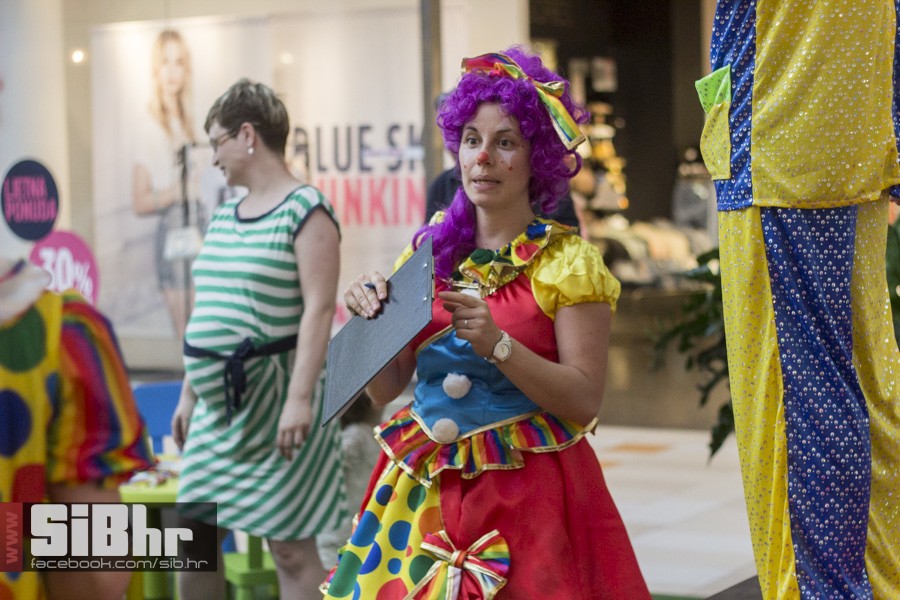 avenue_mall_klauni_15