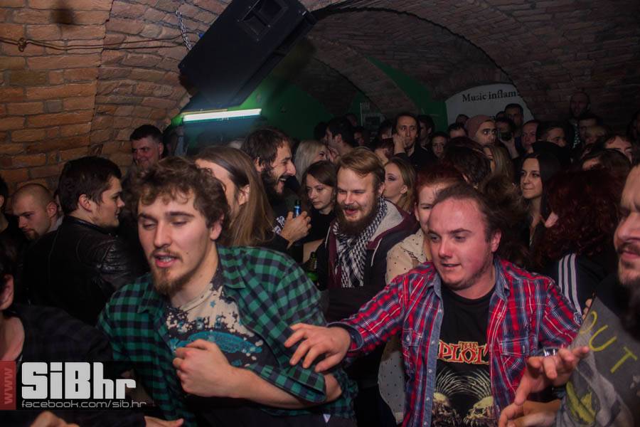 guzva_u_16ercu_EXIT_3 guzva_u_16ercu_EXIT_3