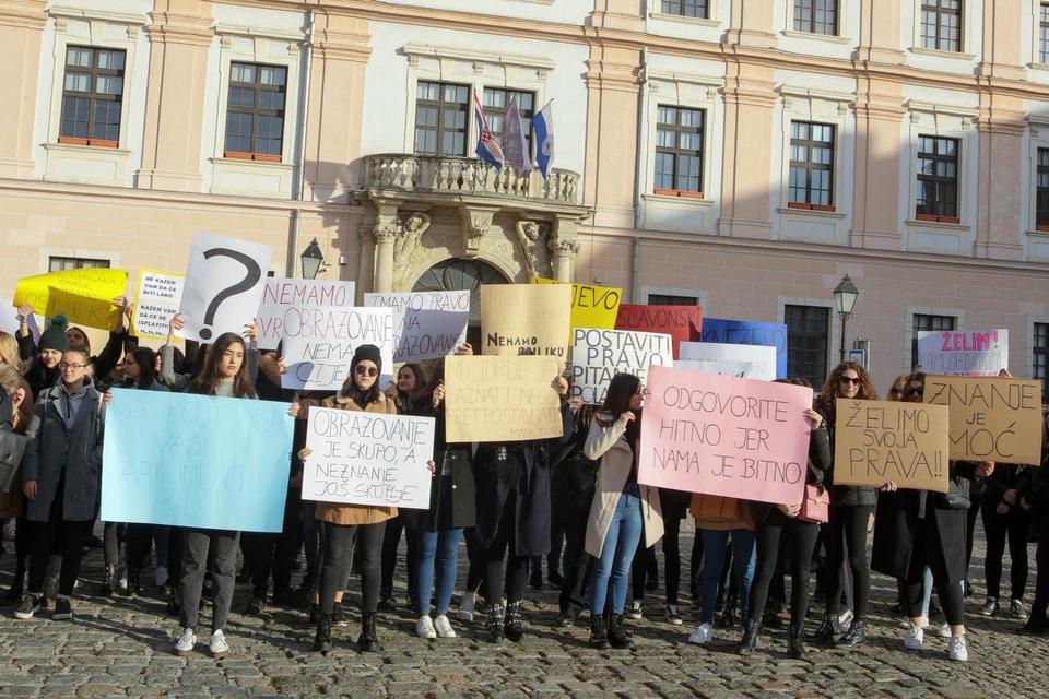 Prosvjedovali studenti Socijalnog rada, traže diplomski studij