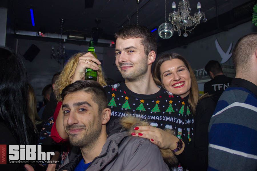 badnjak_u_tvrdji_SiBhr_6