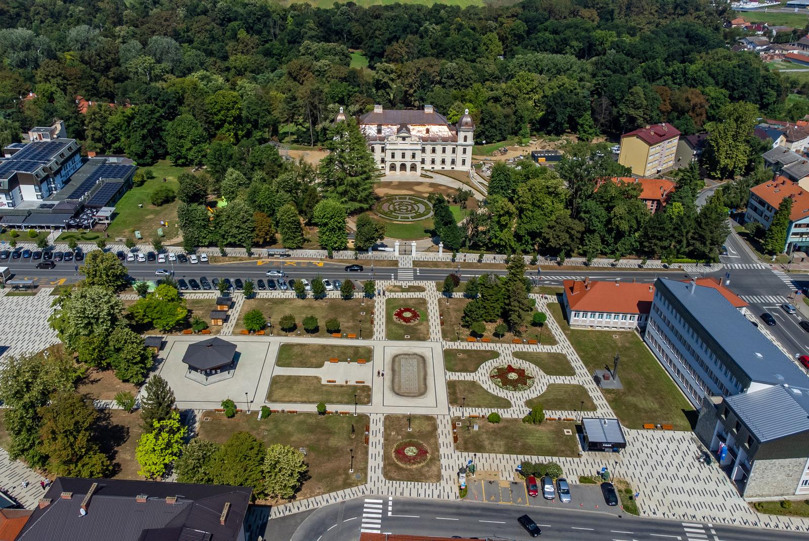 Dvorac obitelji Pejačević u Našicama uskoro će ugledati svjetlo dana
