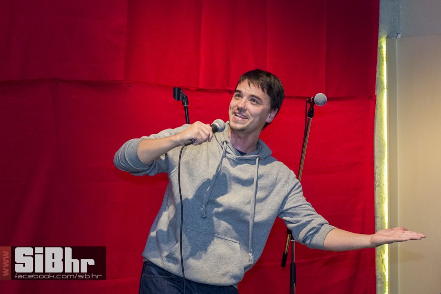 stand_up_2015_SiBhr_42
