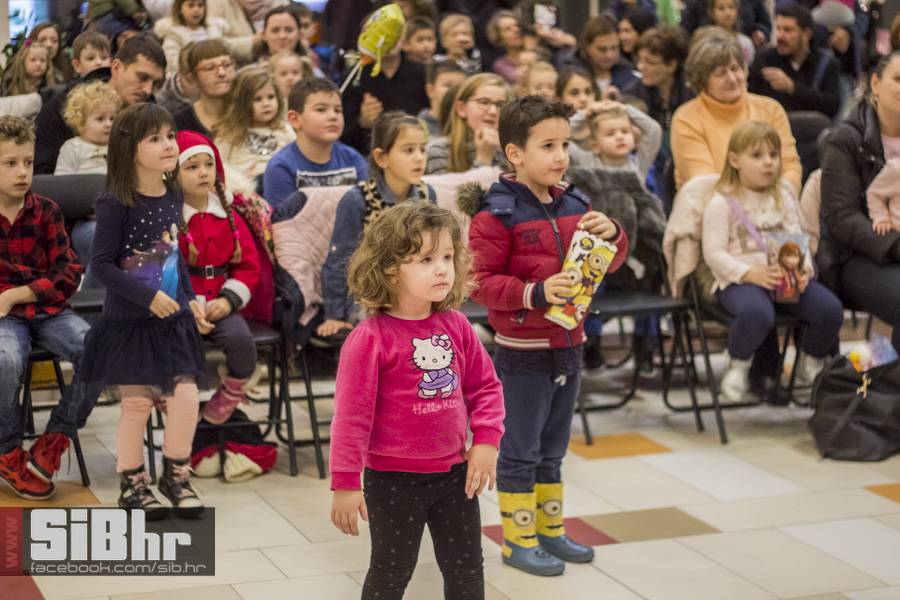 bozicna_predstava_mall_17