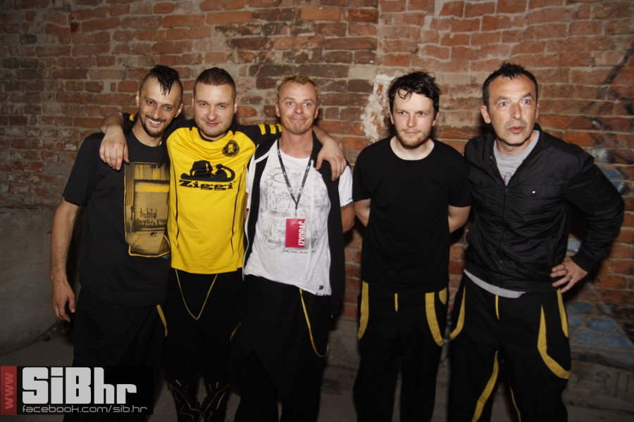 dubioza_sars_2014_zoran_bastion dubioza_sars_2014_zoran_bastion